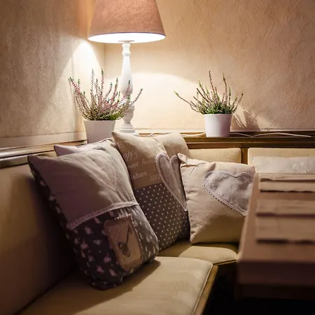 酒店 贝加塔兰德汉斯酒店 3*