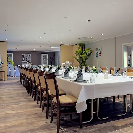 贝加塔兰德汉斯酒店 酒店 多伦特拉普